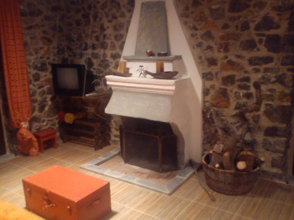 Ksenonas Chrusovitsi Otel Khrisovítsion Dış mekan fotoğraf